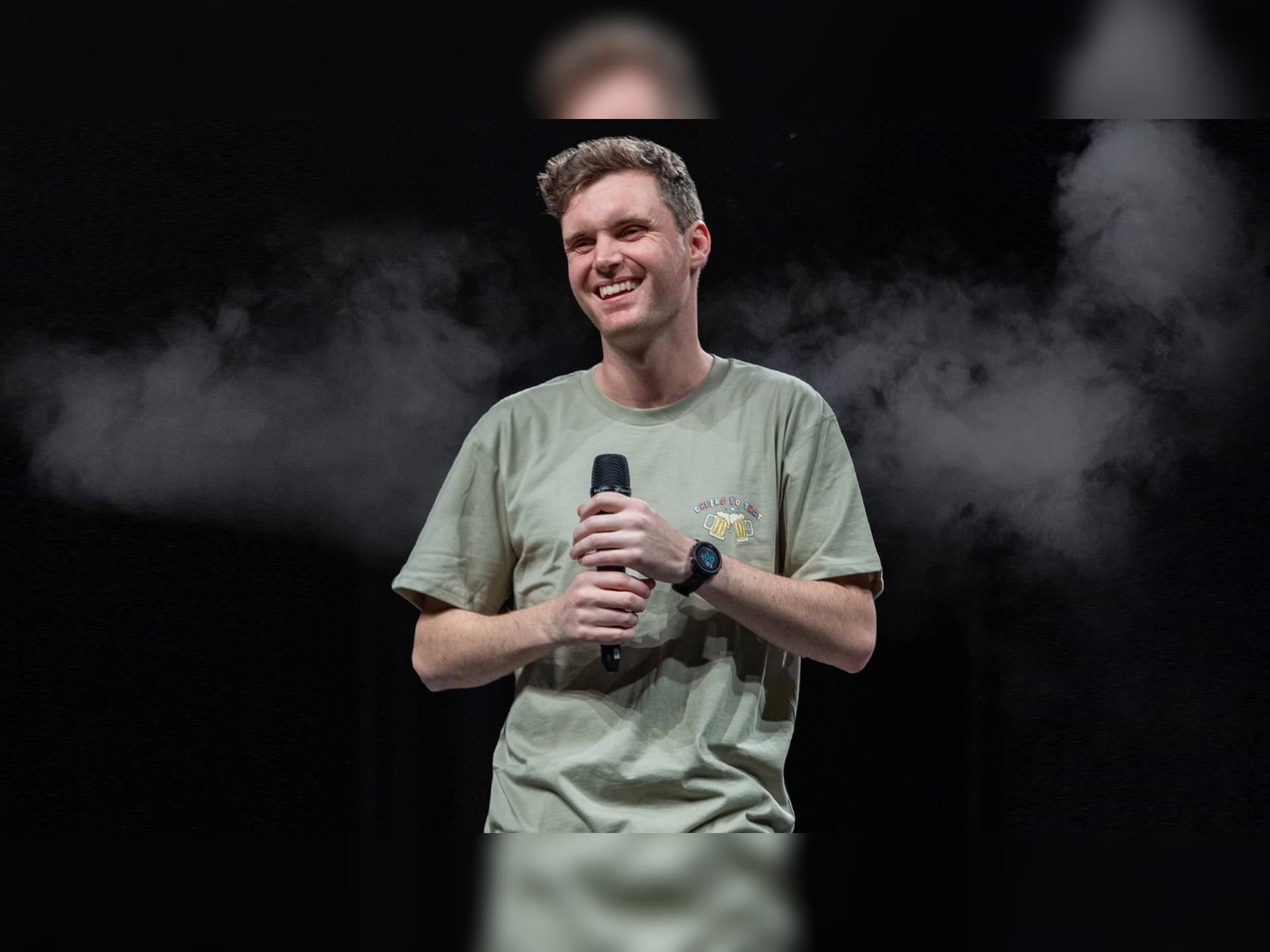 Luke Kidgell: Happy Hour