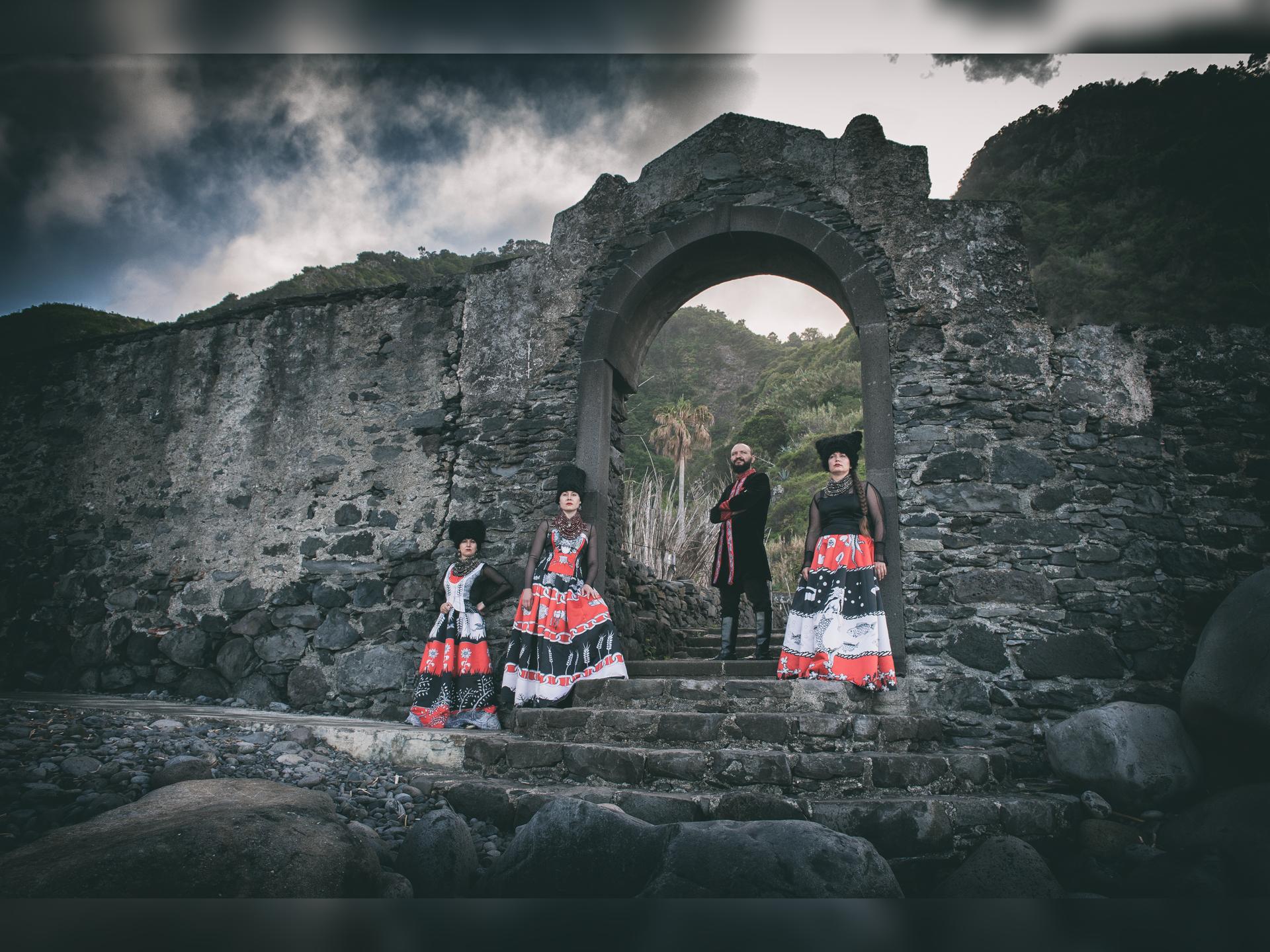 DakhaBrakha