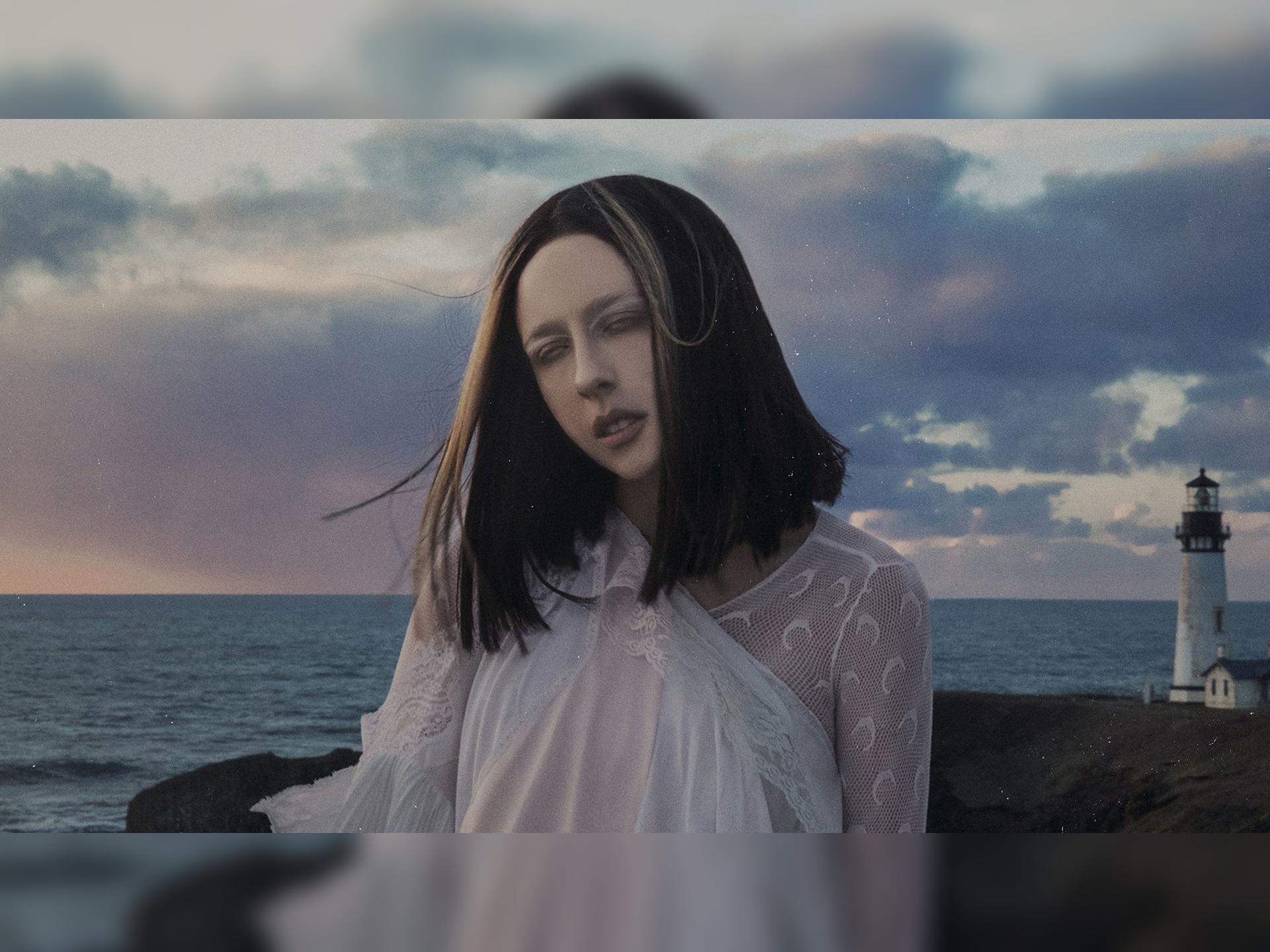 Allie X