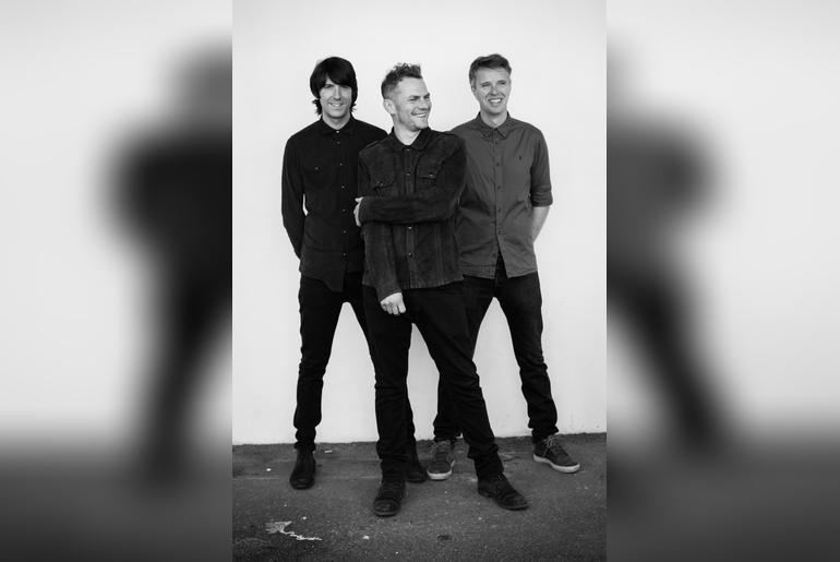 Toploader