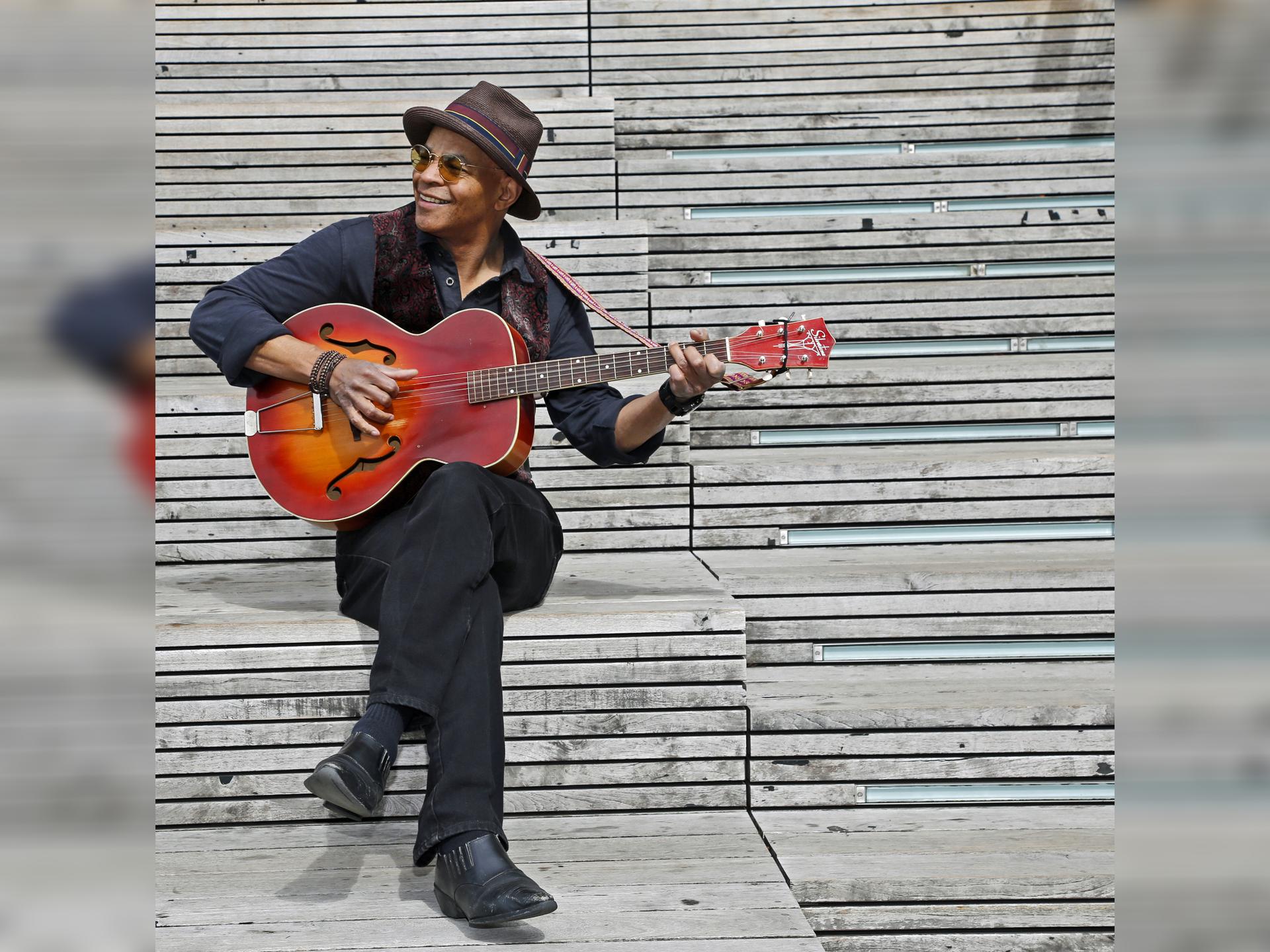 Guy Davis