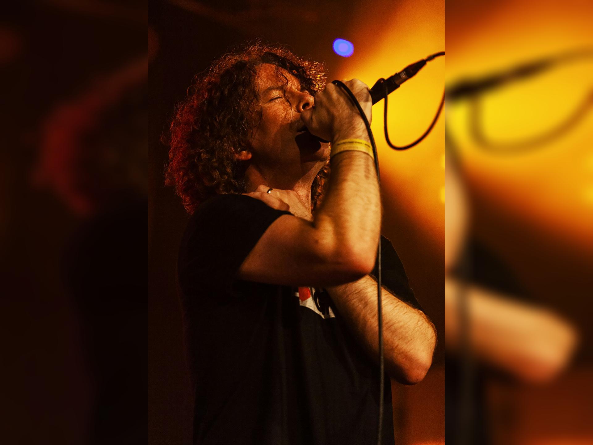 Alive -- Tribute to Pearl Jam