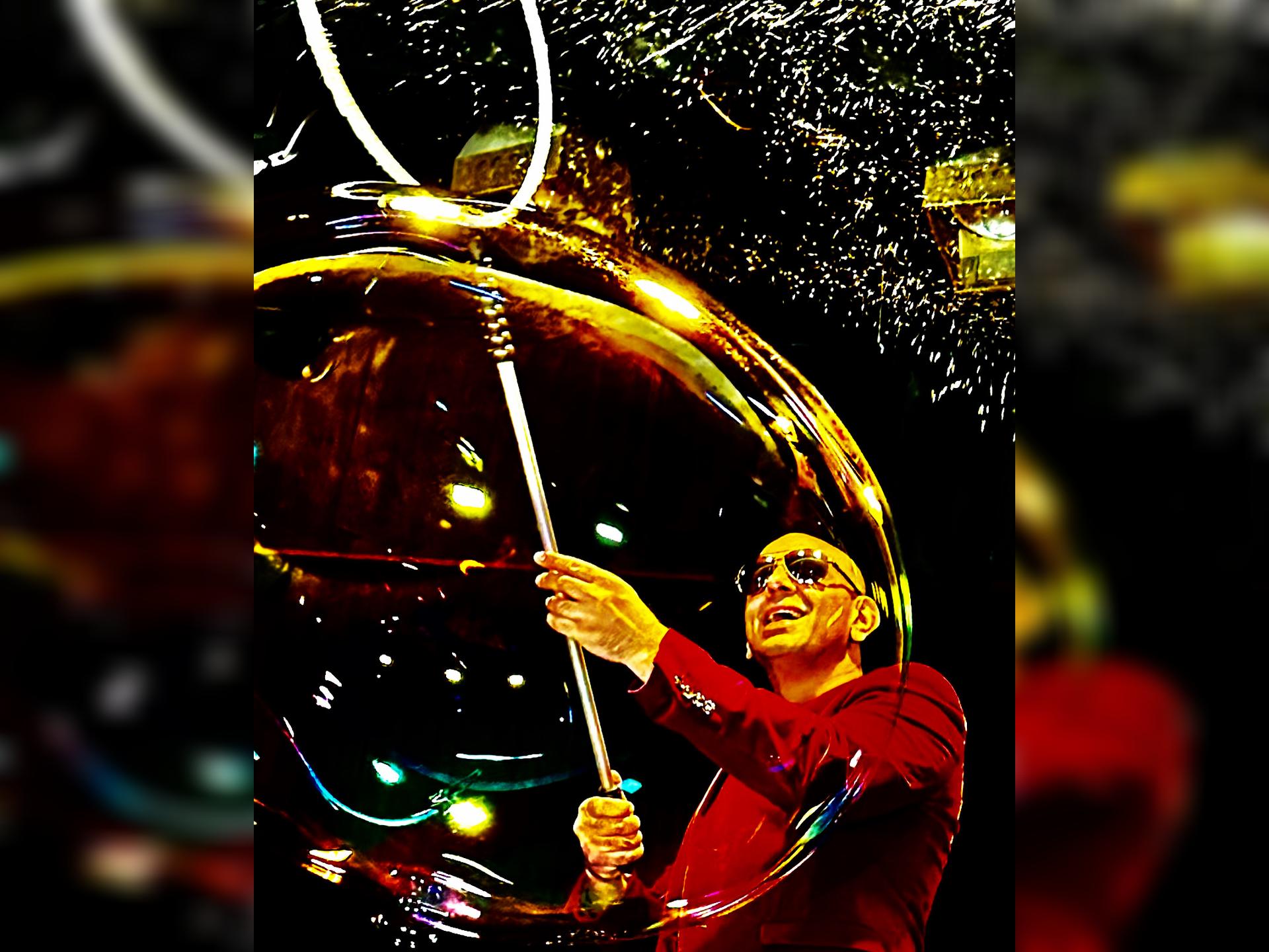 The Ultimate Bubble Show