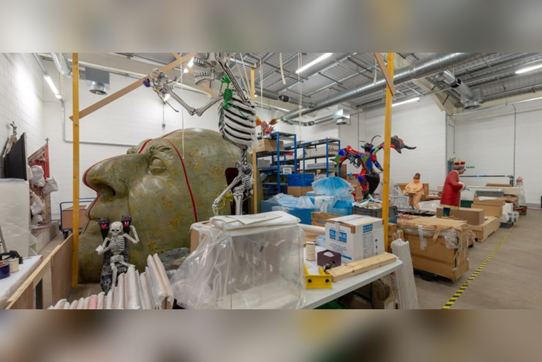 Behind the Scenes Tour - Monday