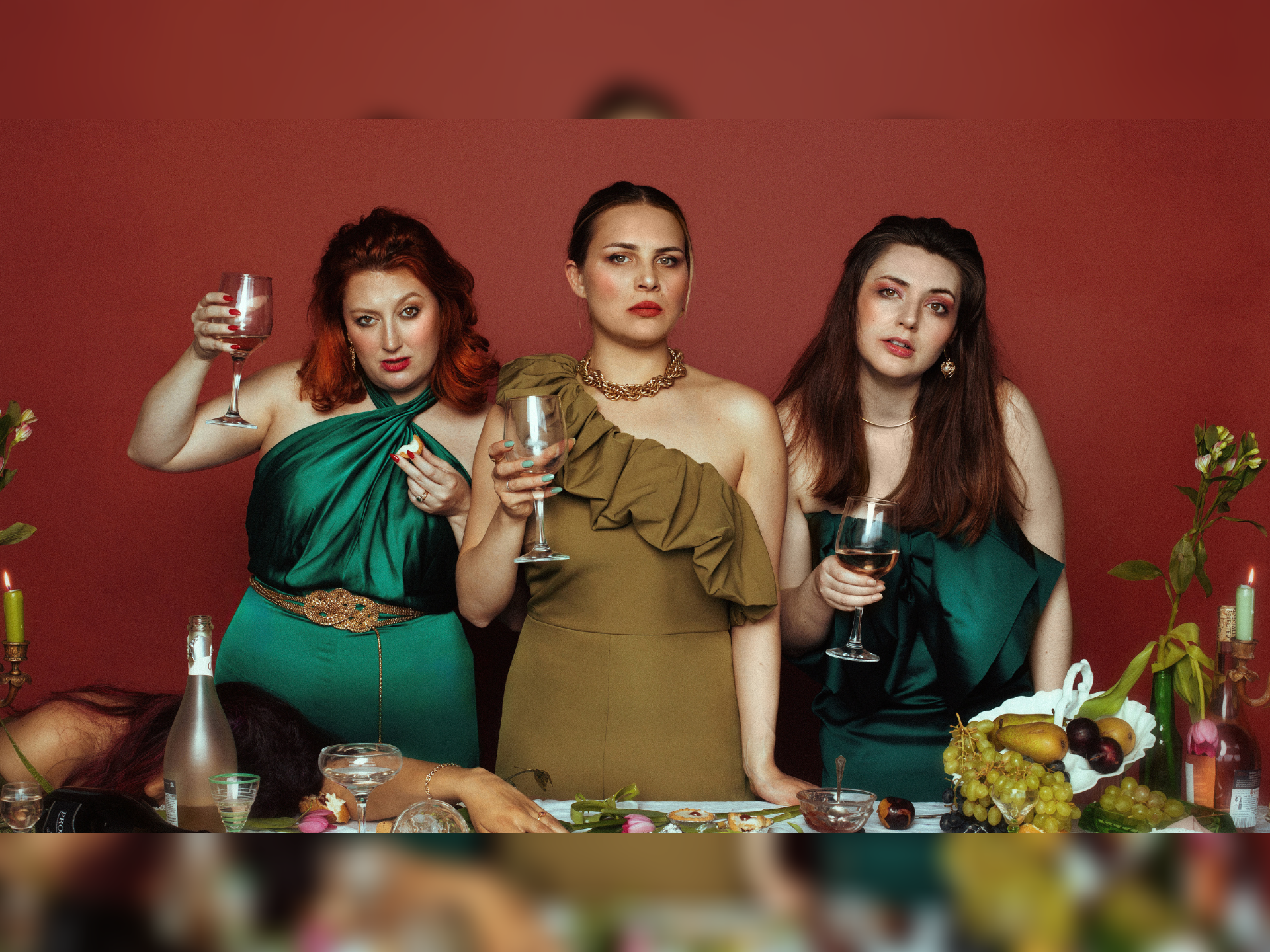 Flat and the Curves: Rose Tinted