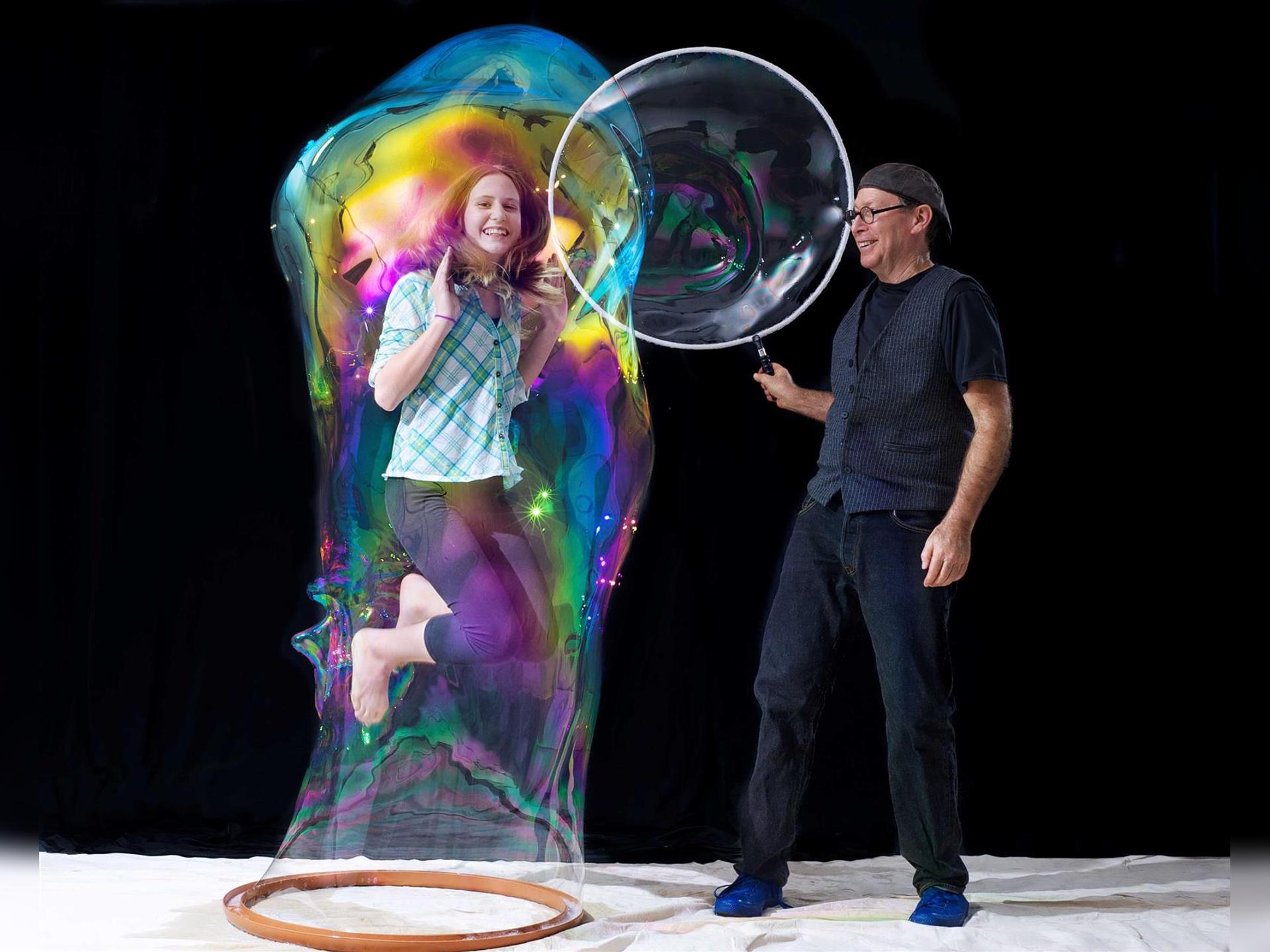 Amazing Bubble Man