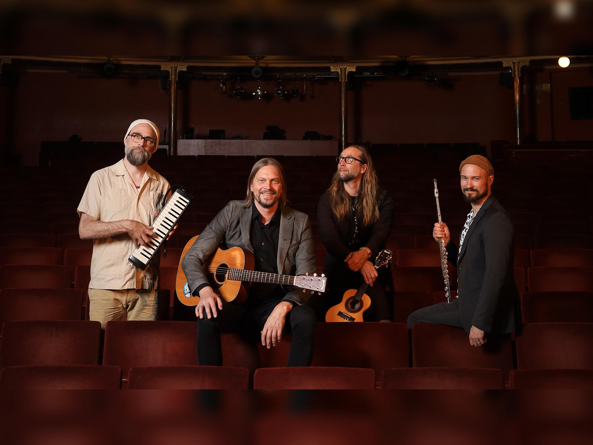 Von Hertzen Brothers (Acoustic Enough)