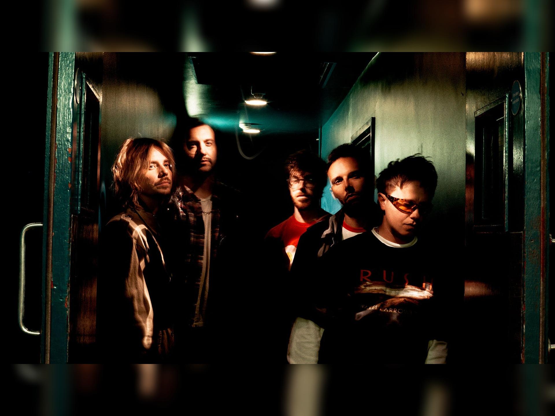 Nothing But Thieves