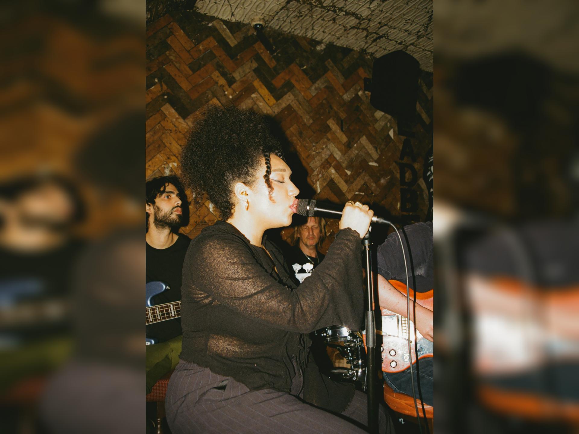 Live Neo-soul
