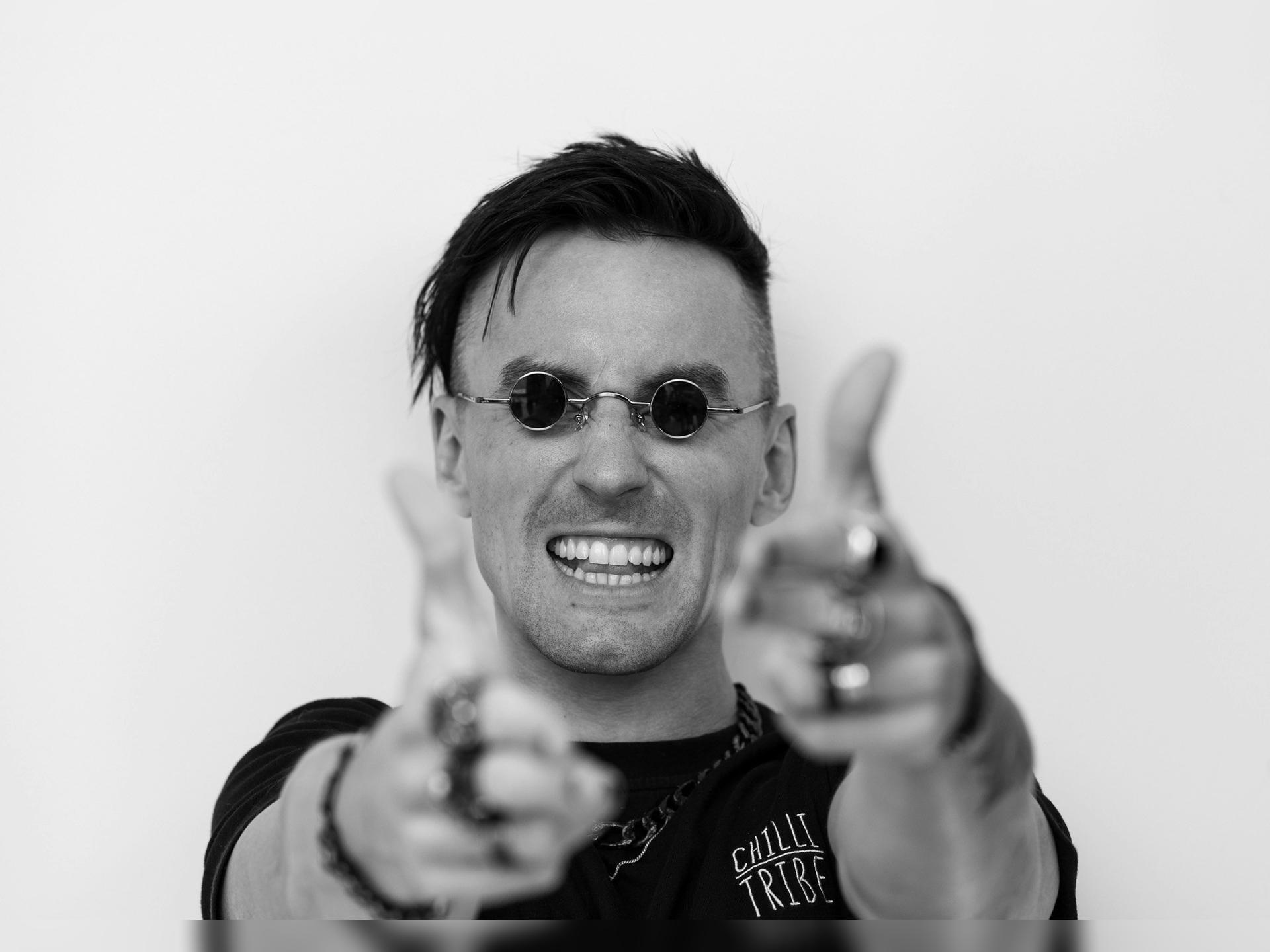Venjent Live Band Tour