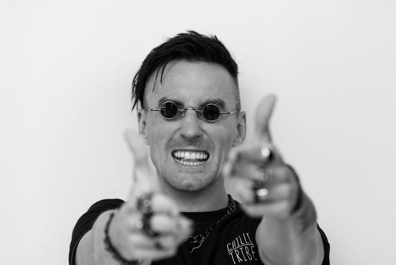 Venjent Live Band Tour