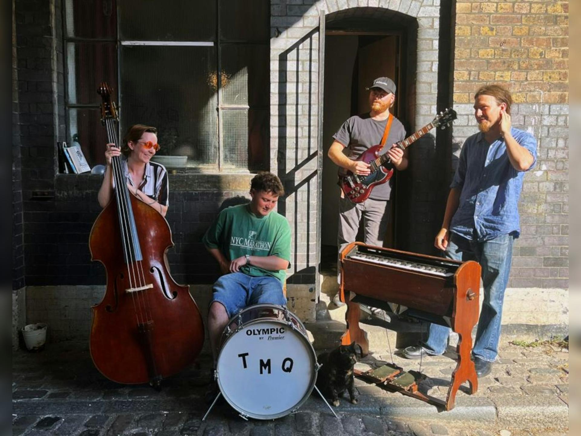 Hackney Folk Club - Tom Moore Quartet