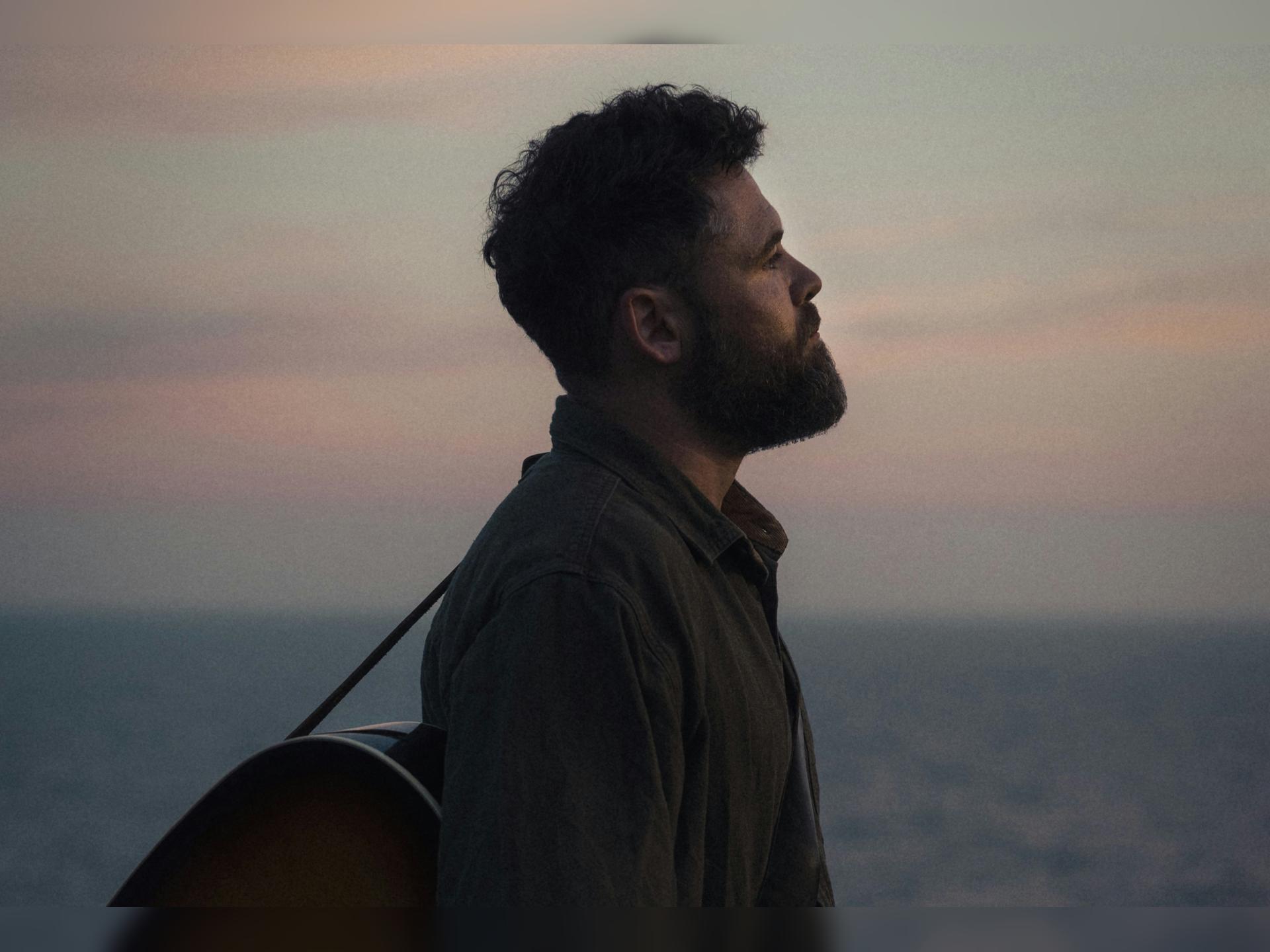 Passenger: Live Performance