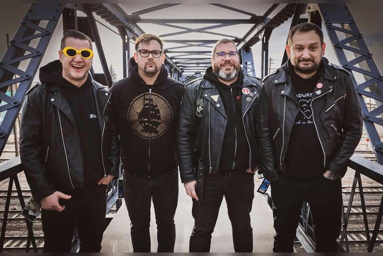 Slam Dunk Presents Teenage Bottlerocket