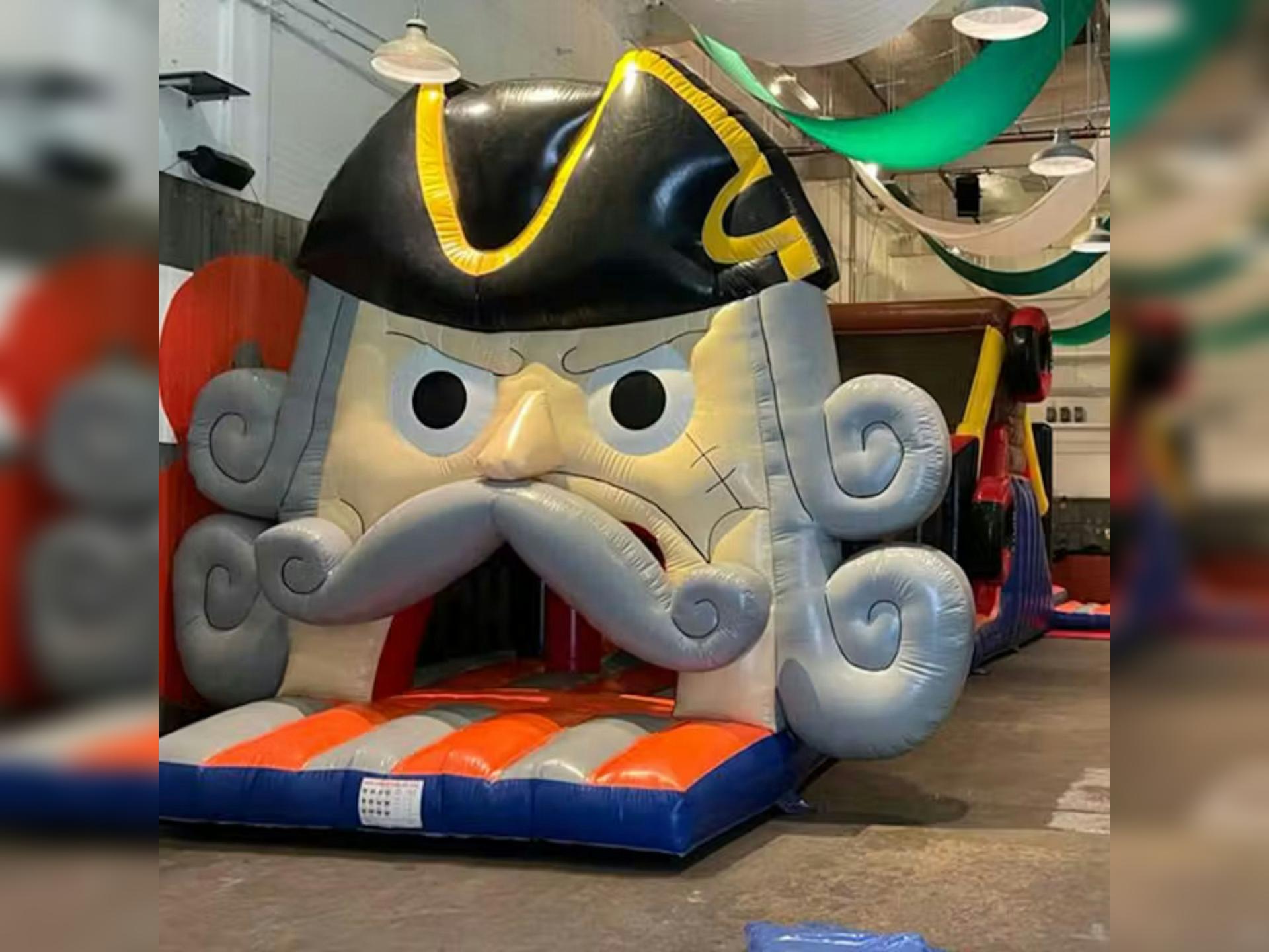 Halloween Bounce House: Sunday