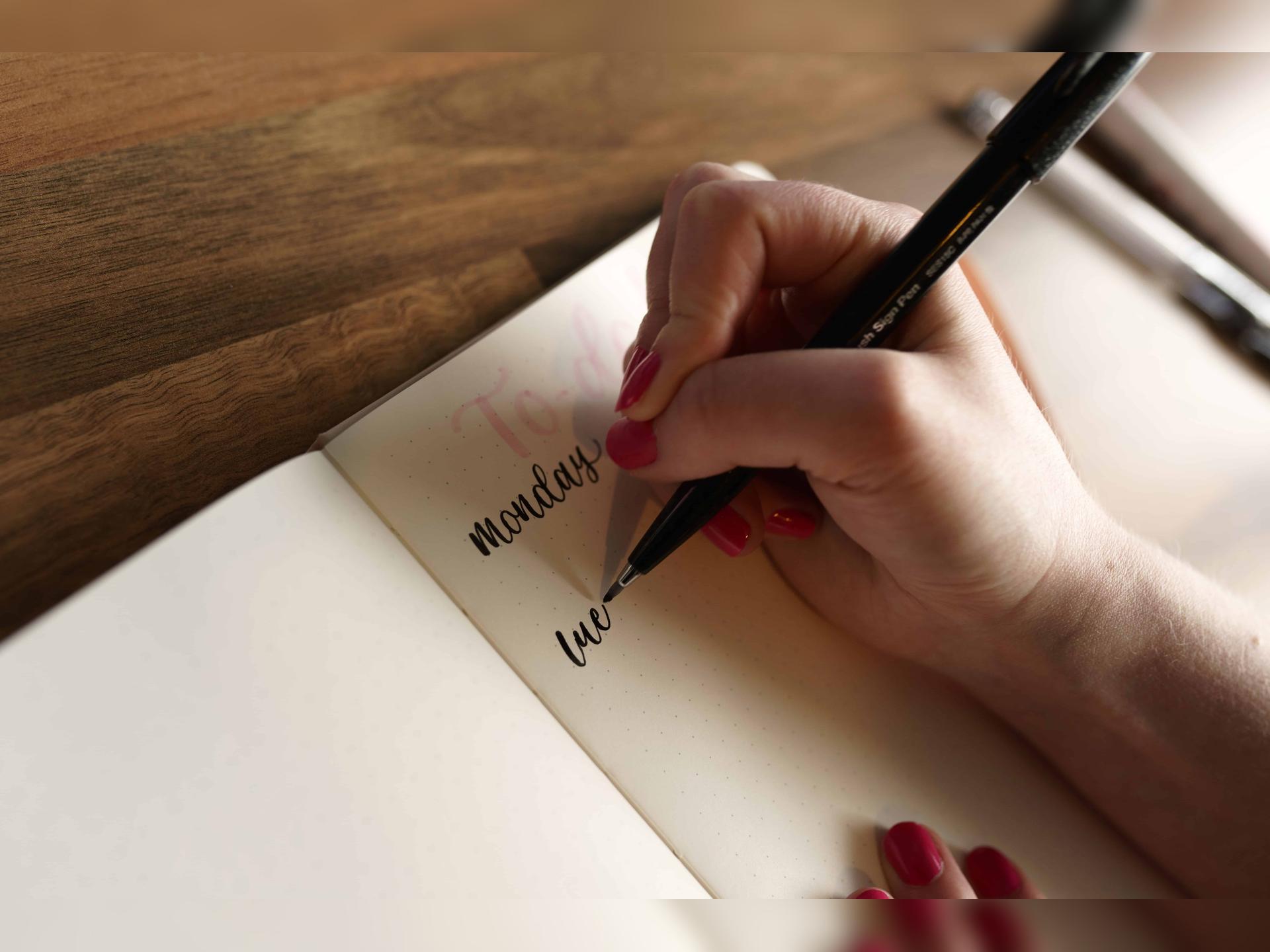 Christmas Calligraphy Class