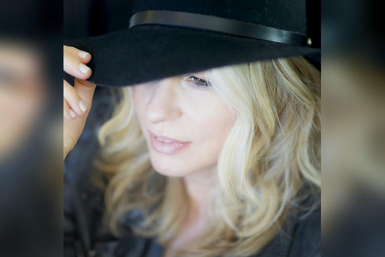 Vonda Shepard