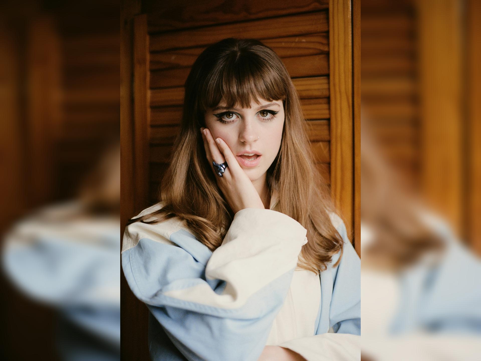Chloe Slater: Live + Signing