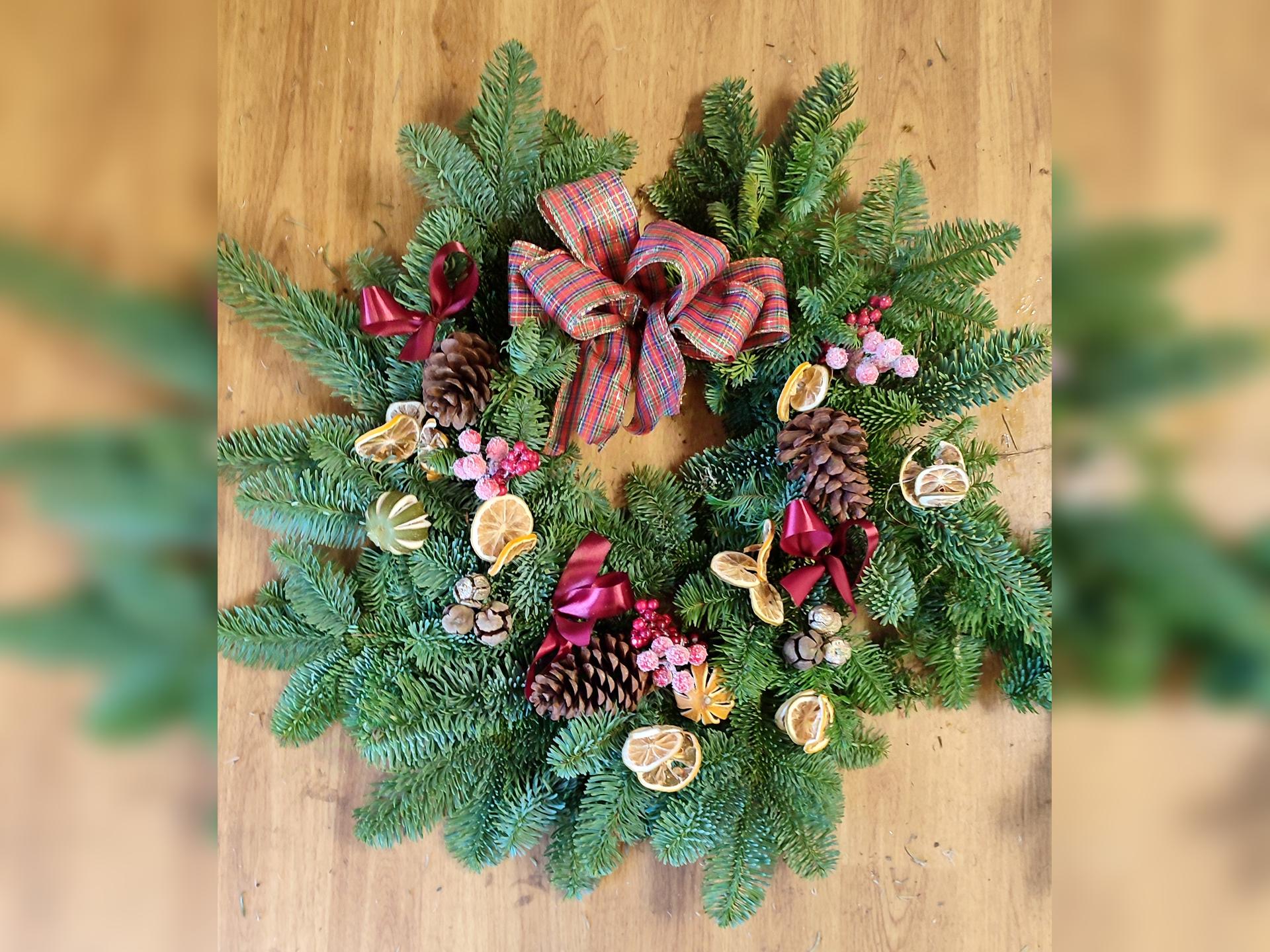 Fun Floristry: Make a Christmas Wreath