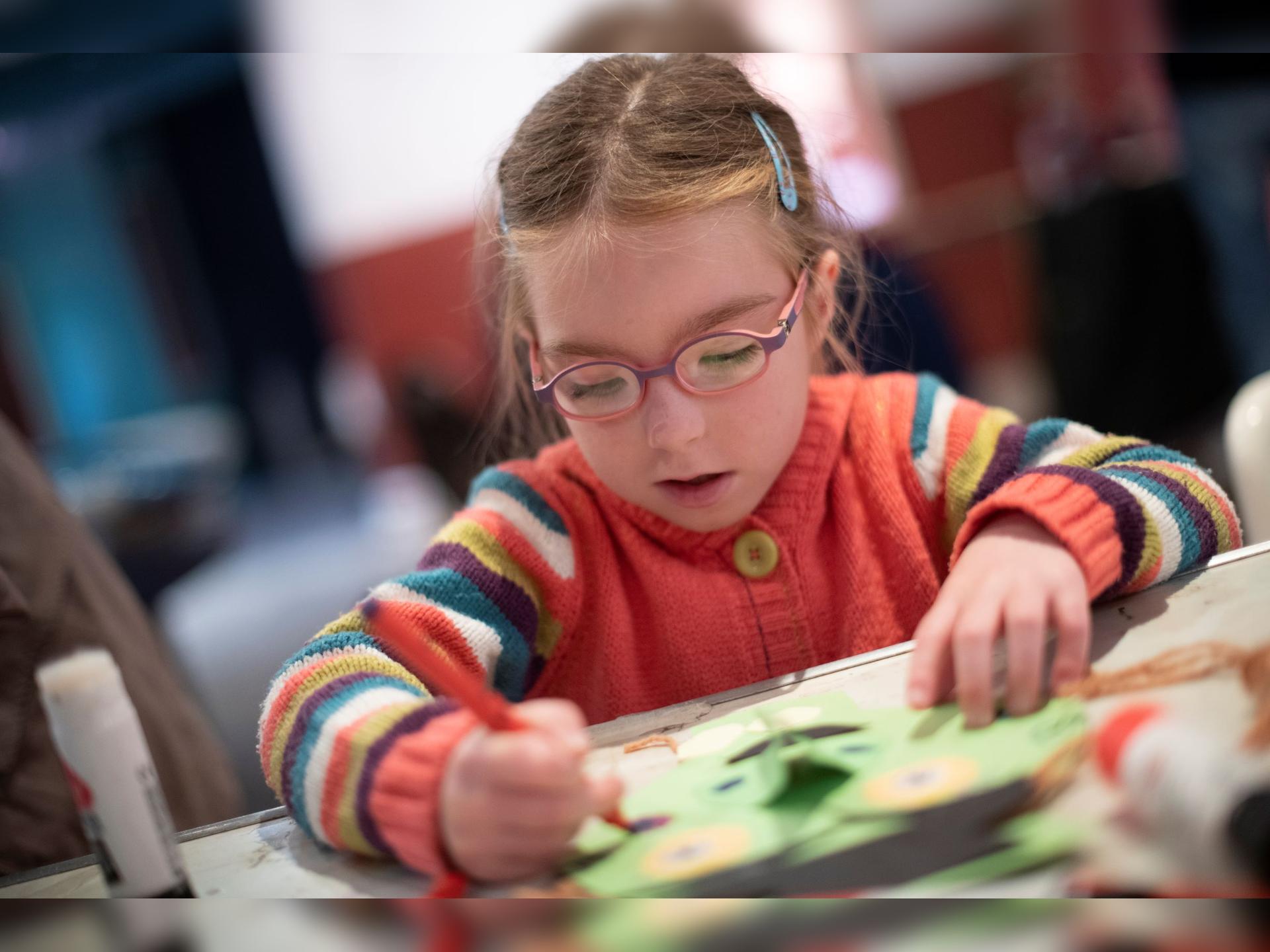 Little Artists Plus+