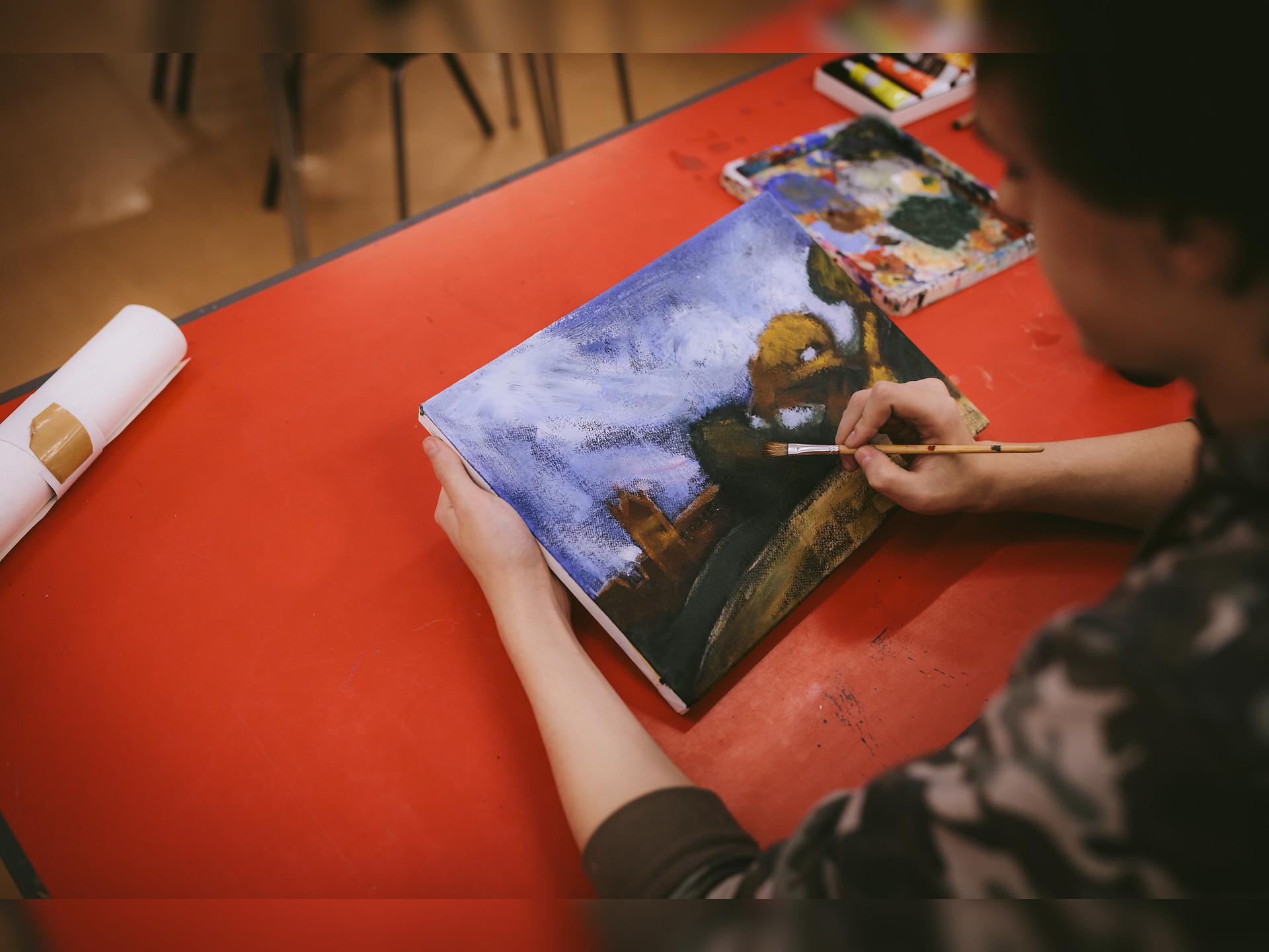 Saturday Art Classes for 10-15 Year Olds