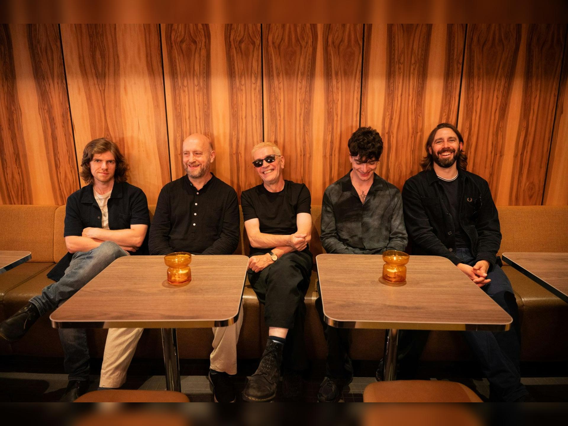 Michael Head and The Red Elastic Band