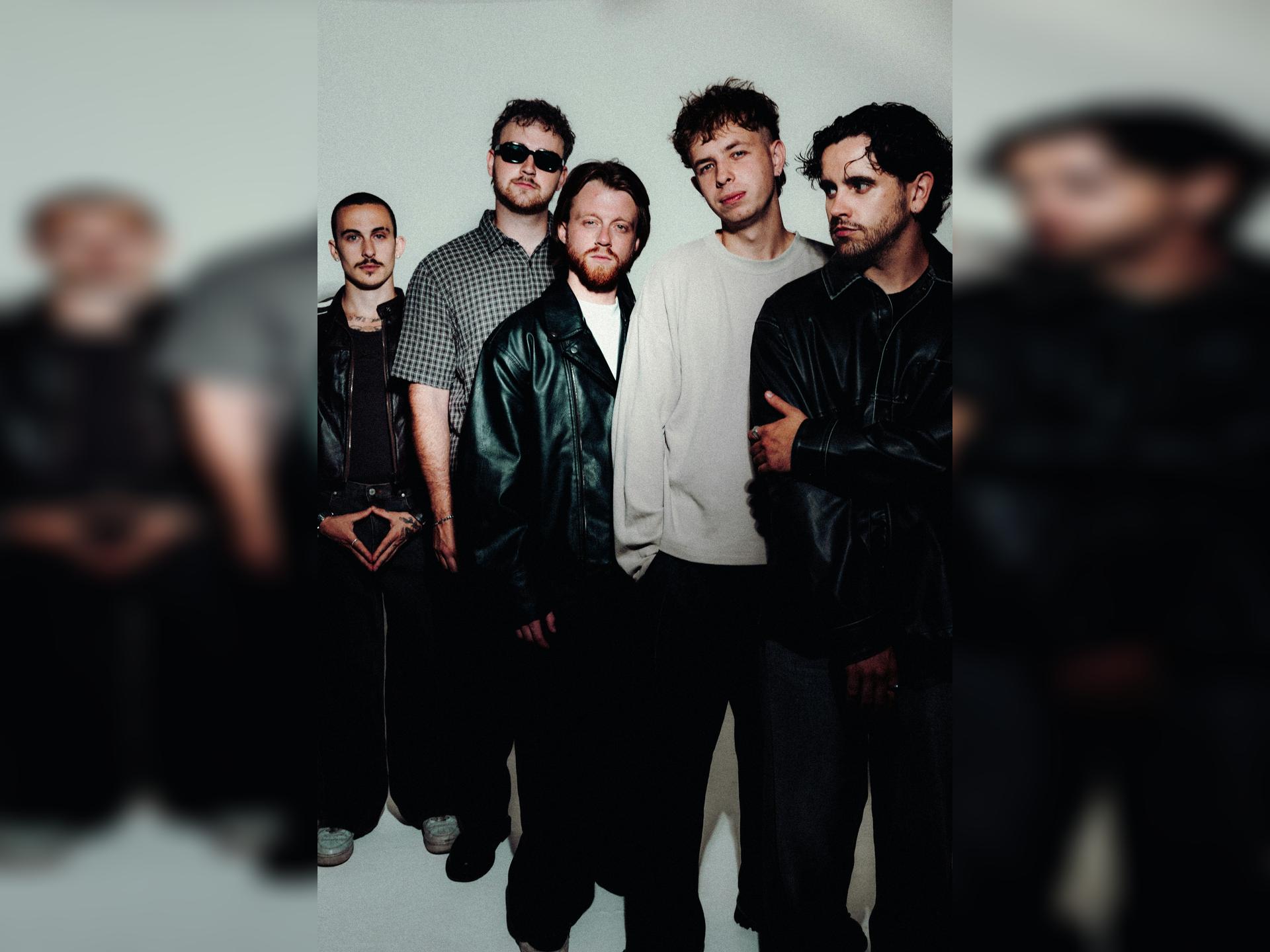 The Mercians: Stripped Back + Signing