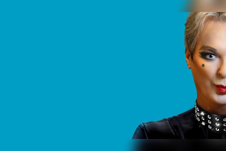 Julian Clary: A Fistful of Clary