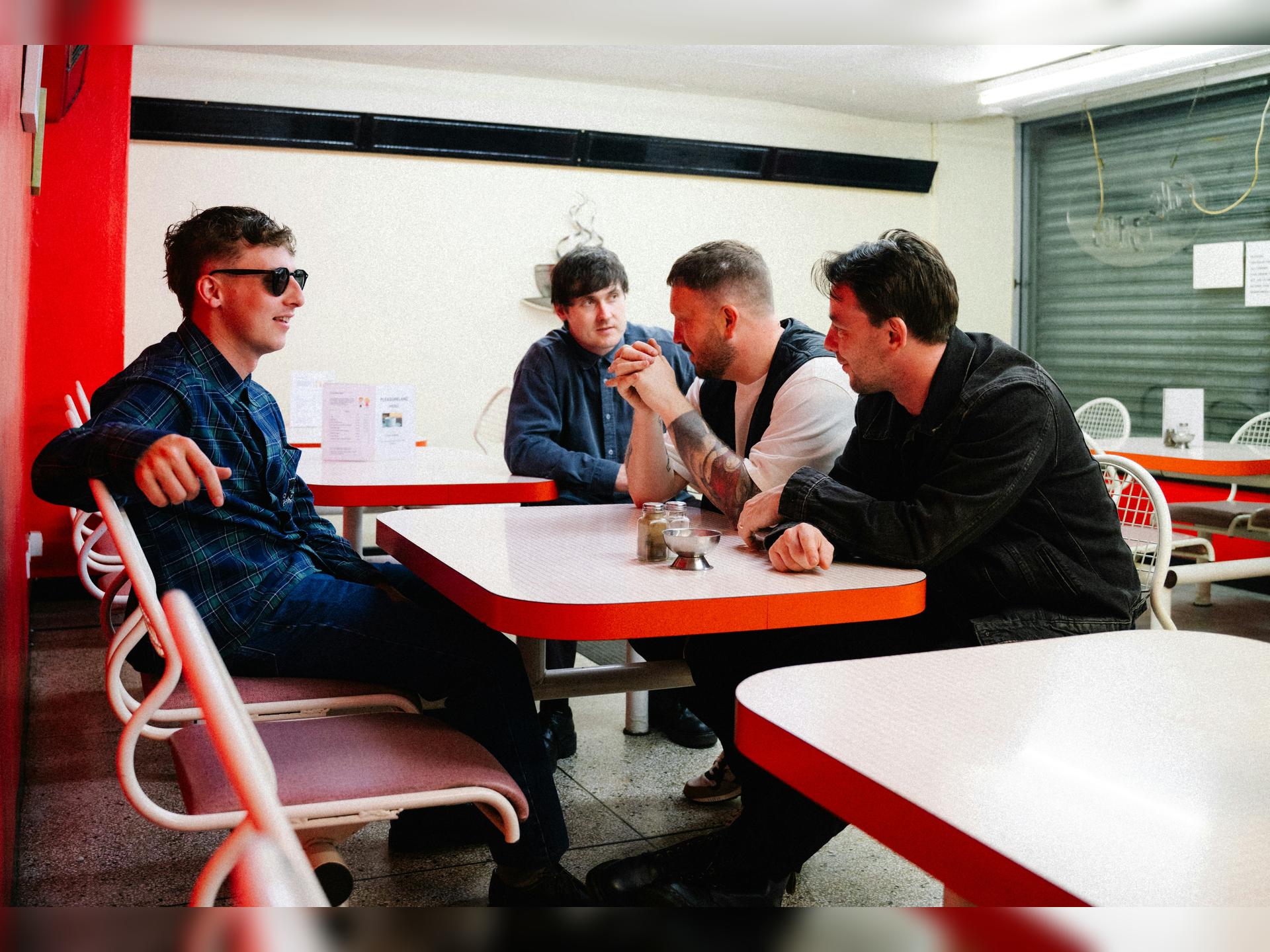 The Snuts: Live + Signing
