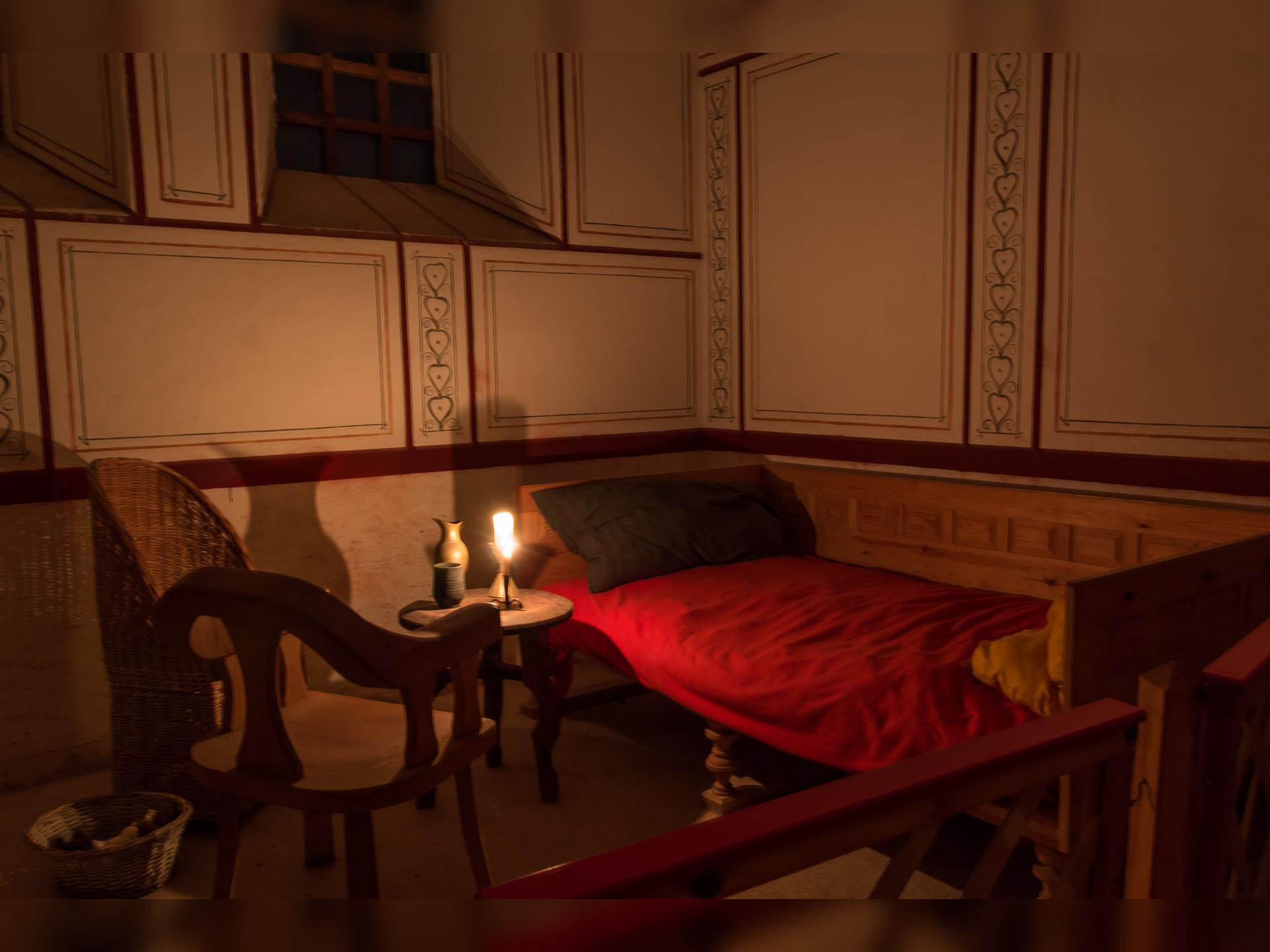 Candlelit Tours