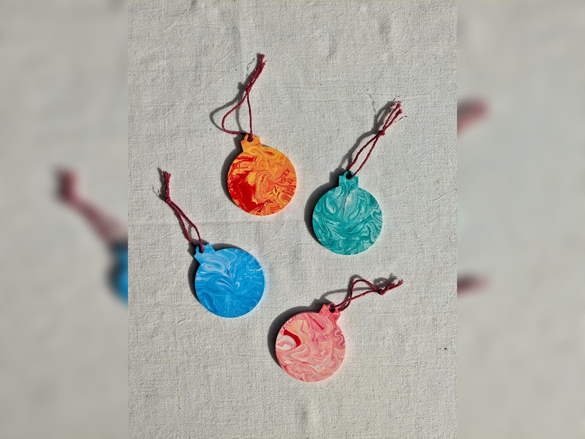 Marble Pattern Christmas Decorations Workshop