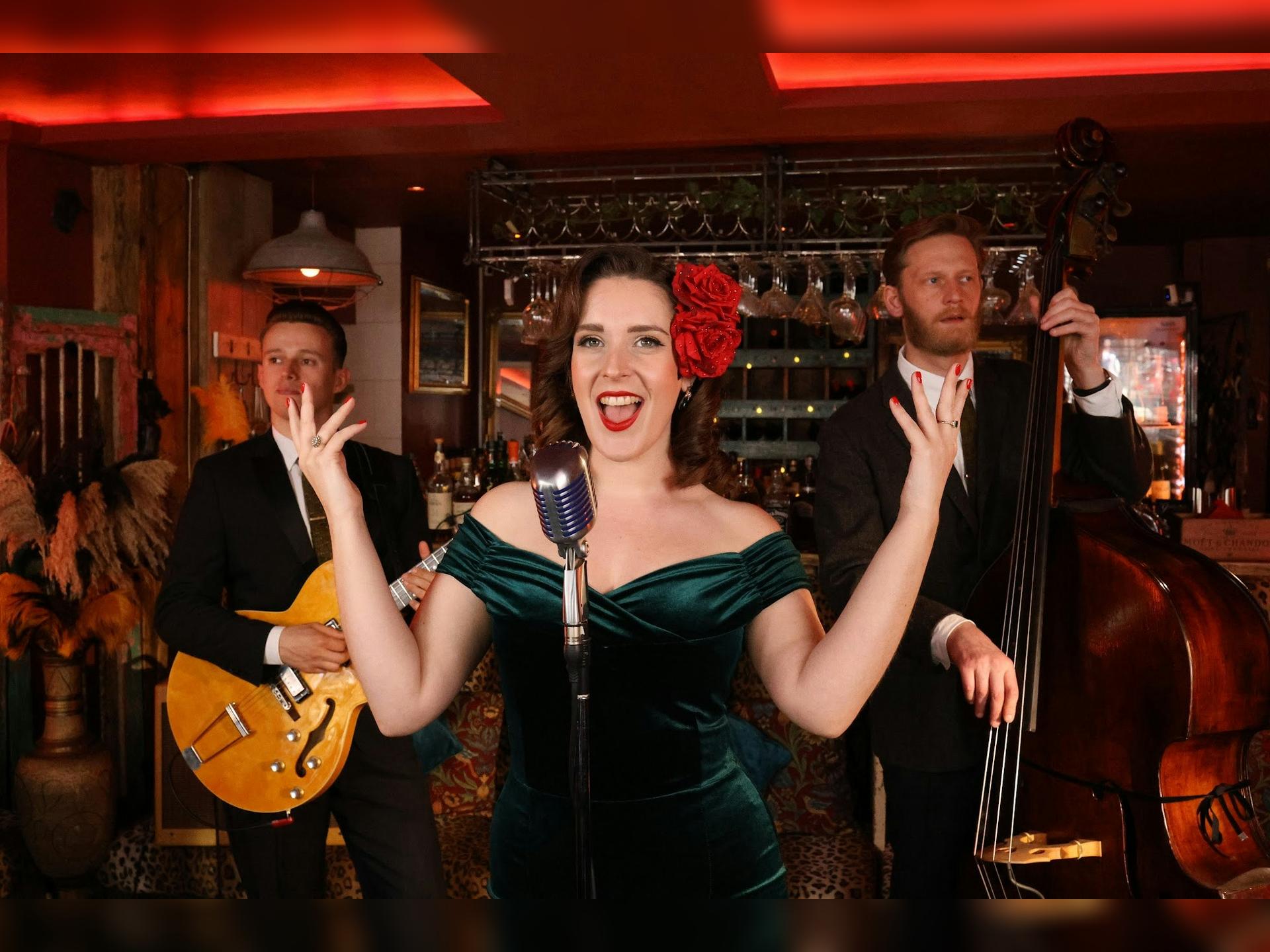 Swing Into Christmas With the Victoria Bass Trio