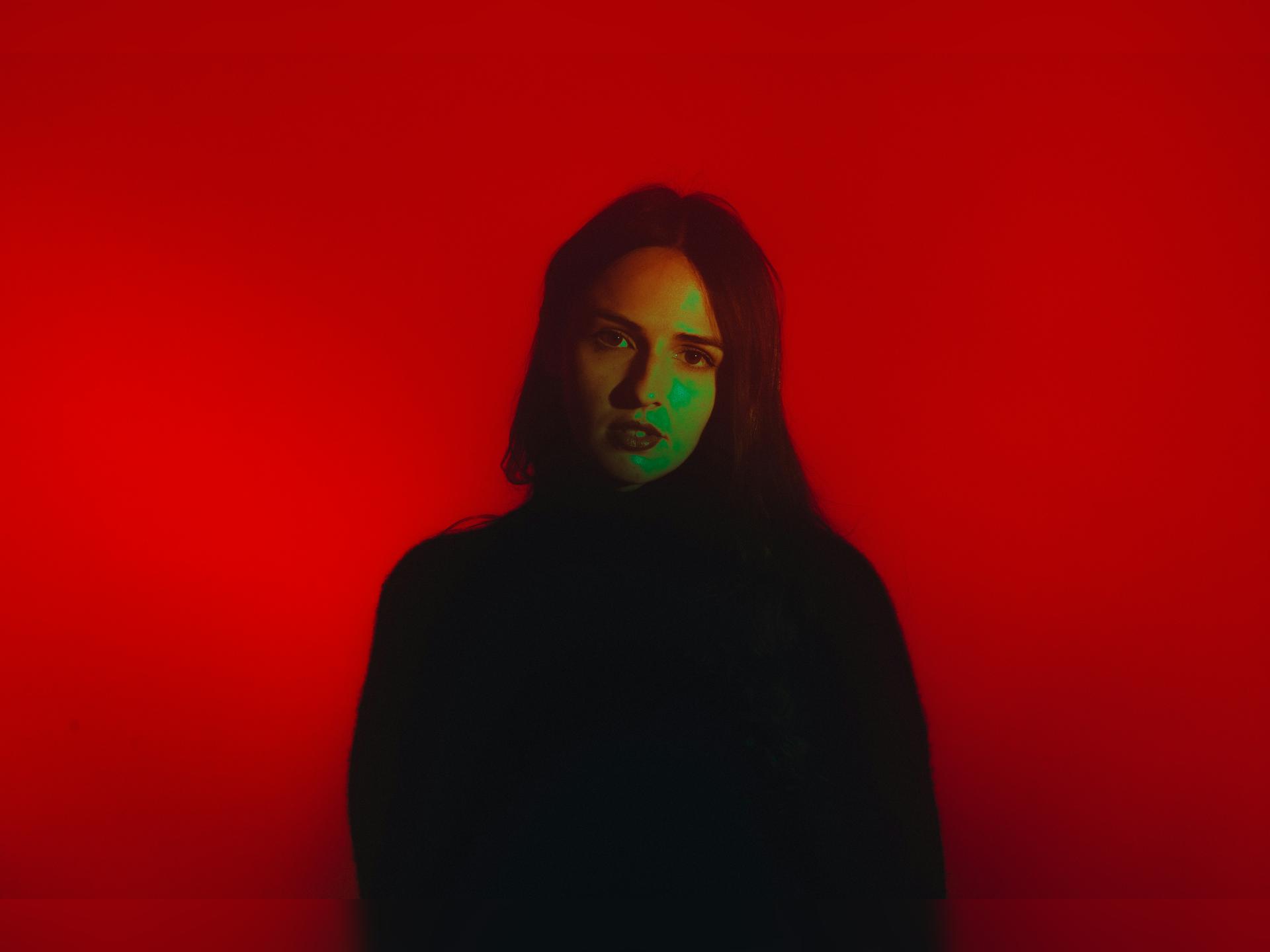 Amelia Coburn: Stripped Back + Signing