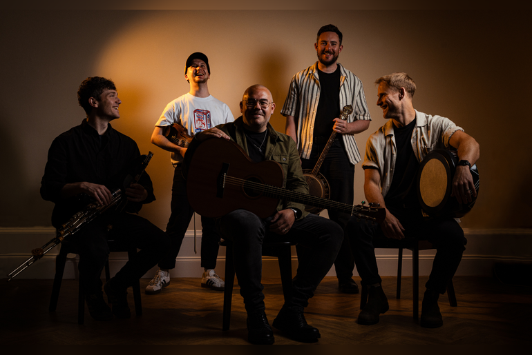 The Paul Mckenna Band and Support