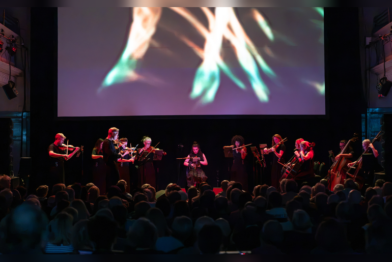 Brìghde Chaimbeul & Scottish Ensemble