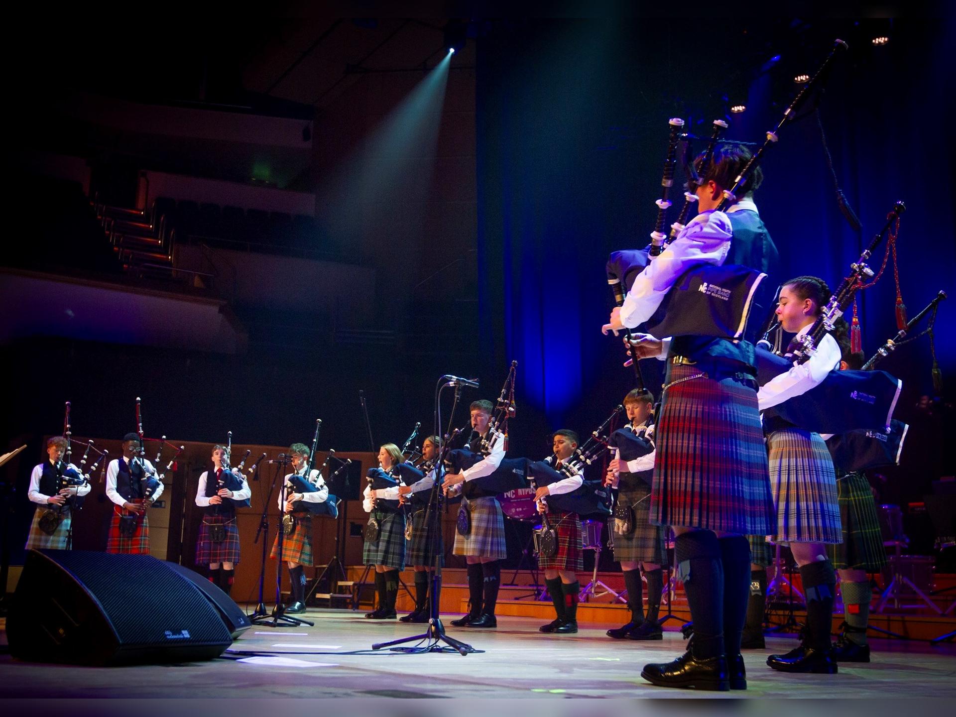 National Youth Pipe Band of Scotland: Voyager
