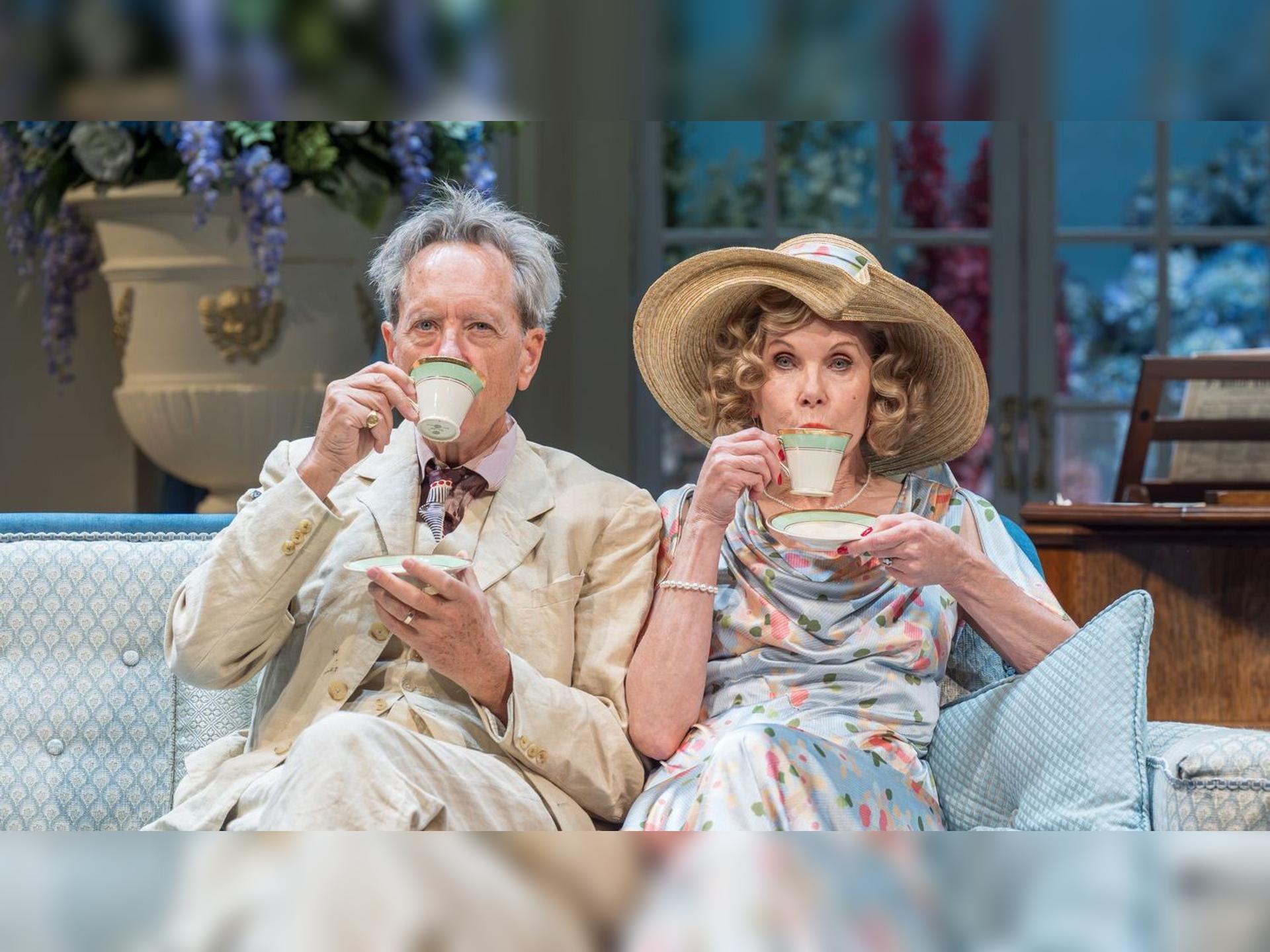 National Theatre Live: Hay Fever