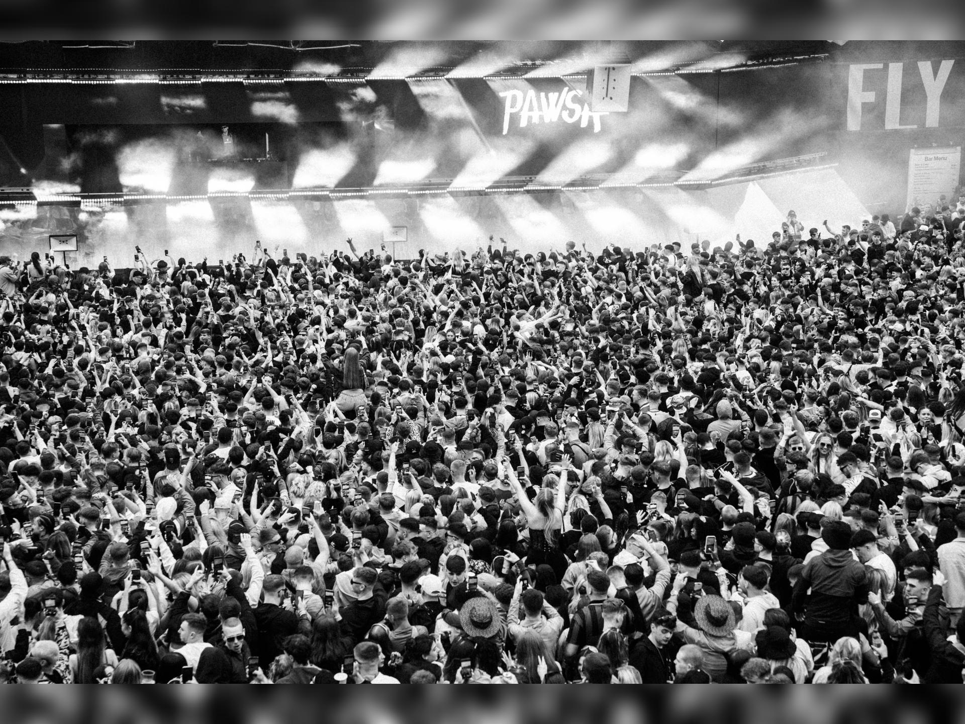 House Heads: Mella Dee & Reeshy 20+