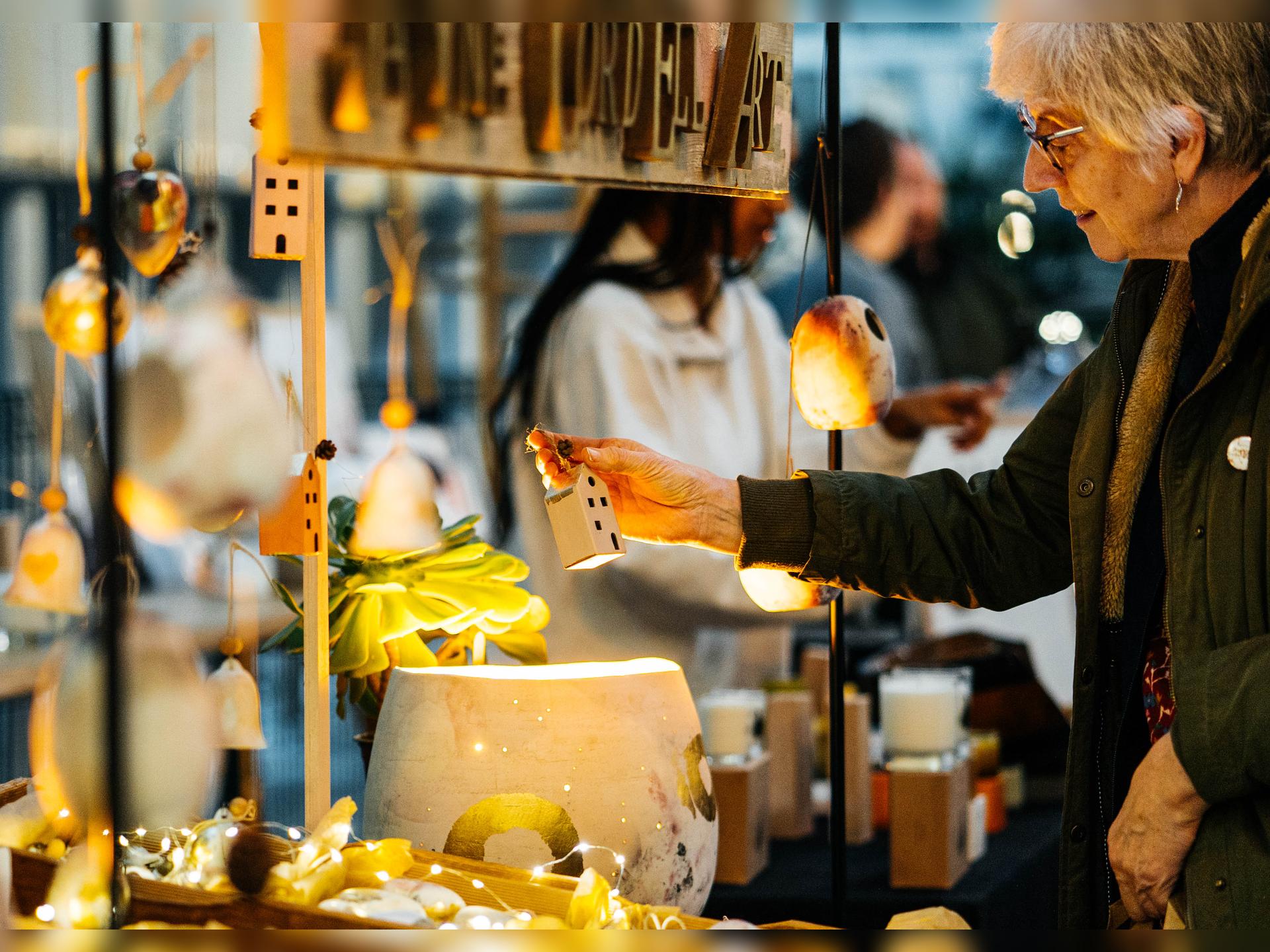 Deya Christmas Artisan Market