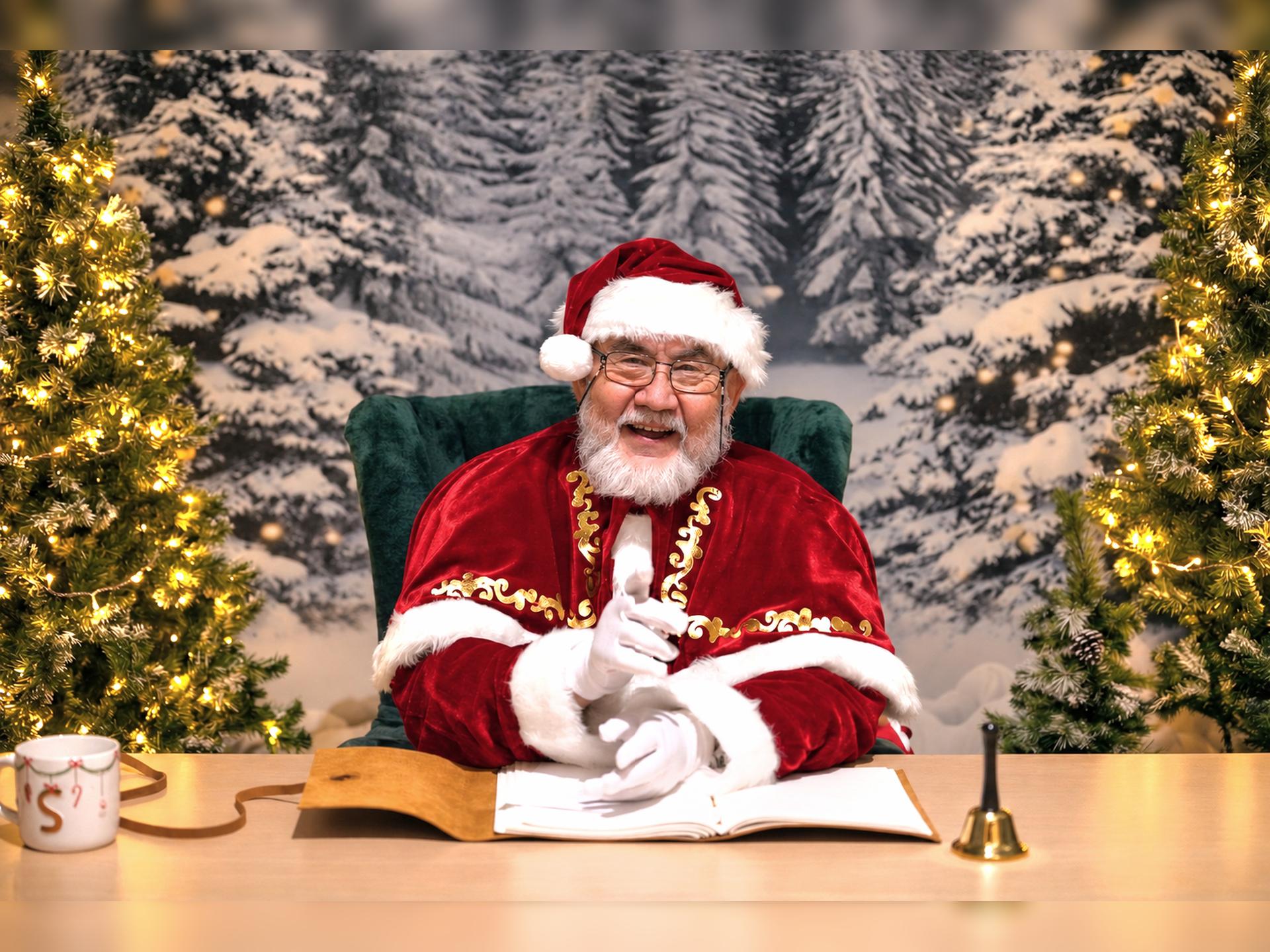 Candy Cane Crossing: A Magical Christmas Adventure