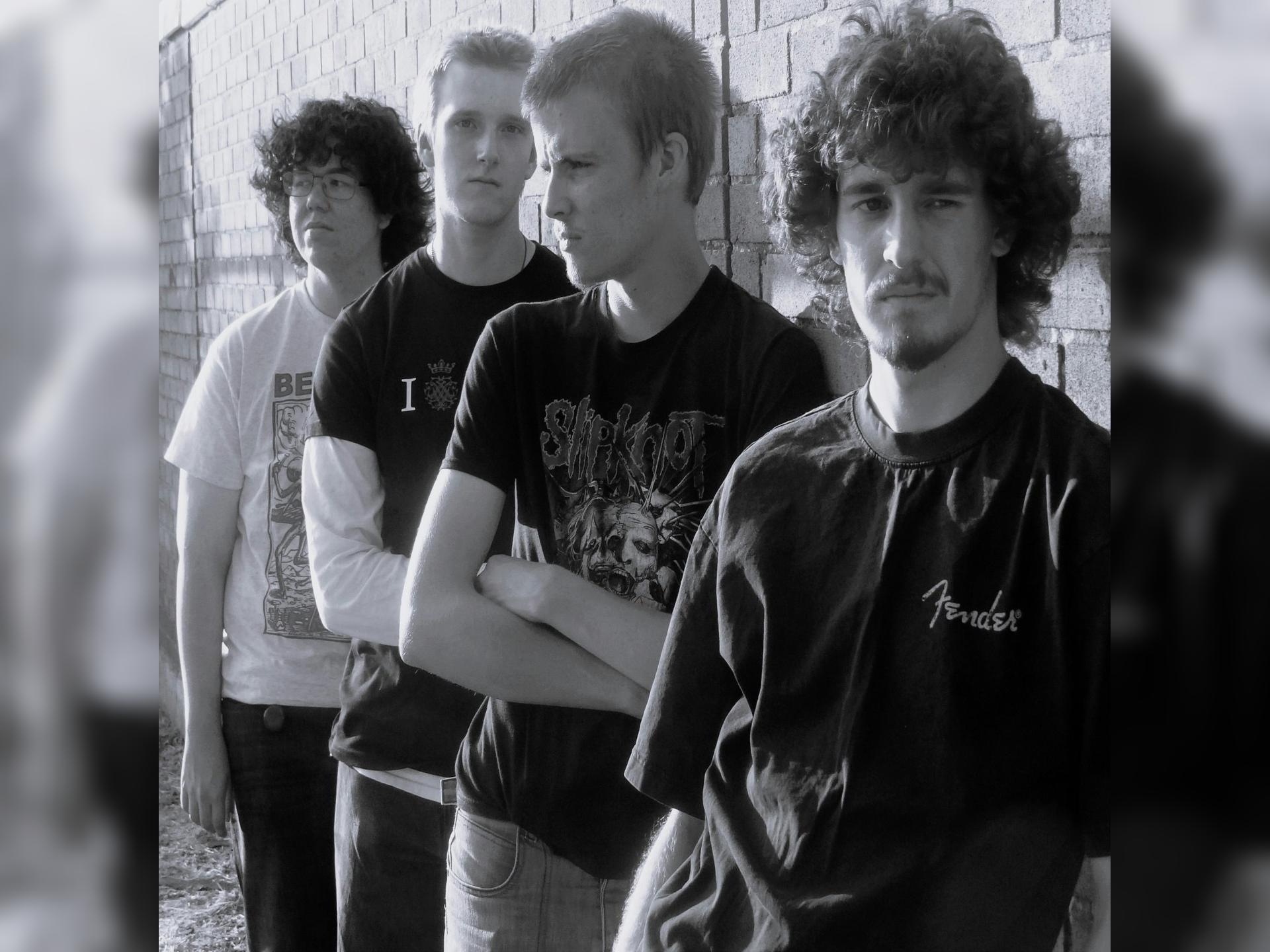 The Poms / Nowhere Fast / Sam Milne & the Tyrants