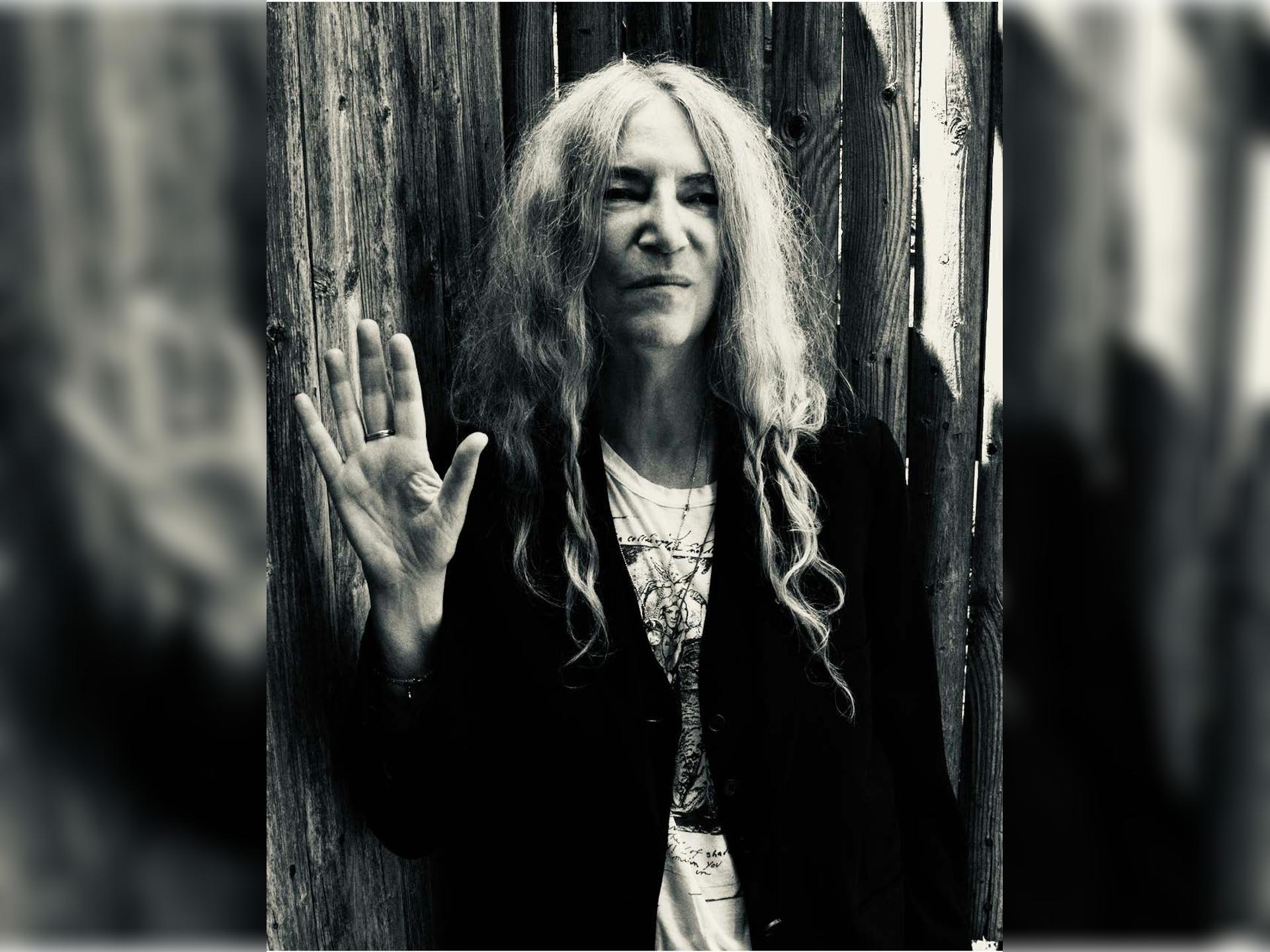 Patti Smith: 'Bread of Angels' Signing