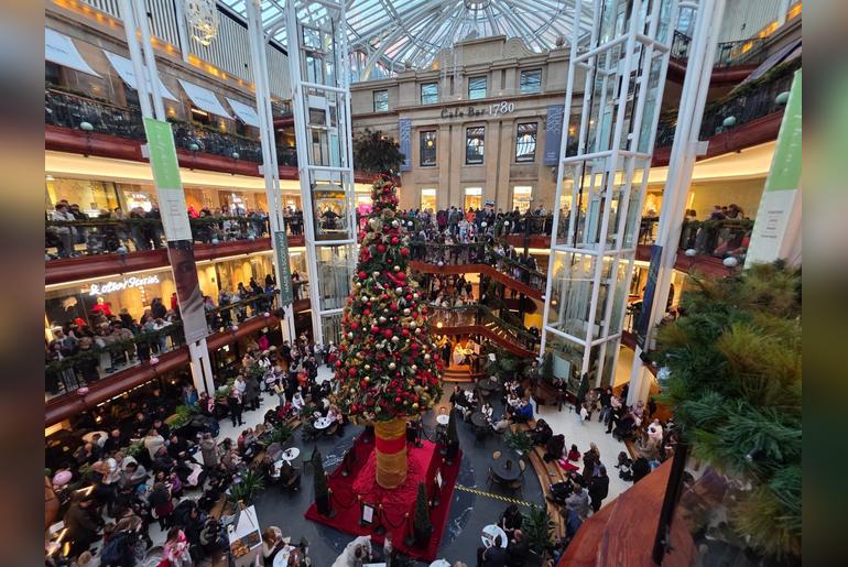 Princes Square Christmas Lights Switch-On