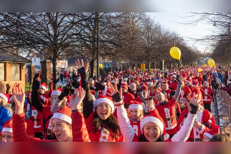 Glasgow Santa Dash
